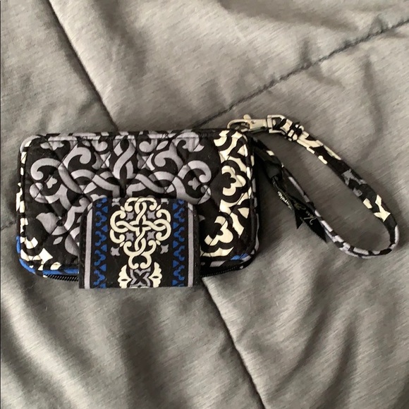 Vera Bradley Handbags - Vera Bradley Wristlet Mini Bag NWOT